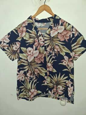 Floral Navy Short-Sleeve Button Front Blouse